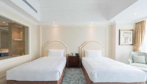 Deluxe Twin Room
