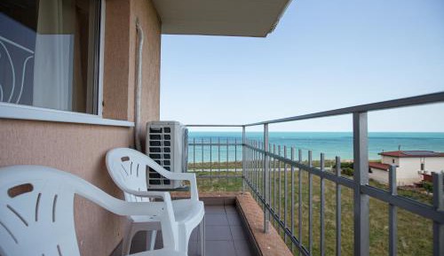 Studio with Sea View