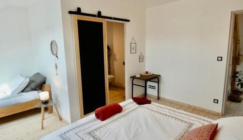 Triple Room with Private Bathroom