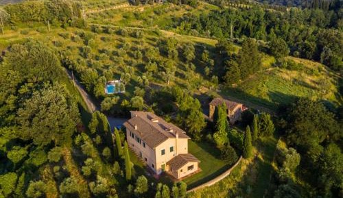 Five-Bedroom Holiday Home