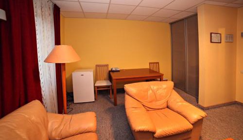 Standard Double Suite