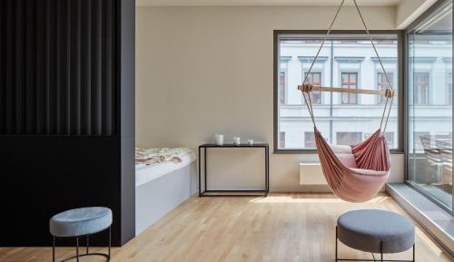 Studio Apartment