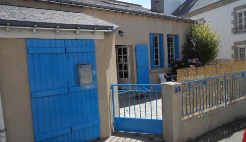 Holiday Home (4 Adults)