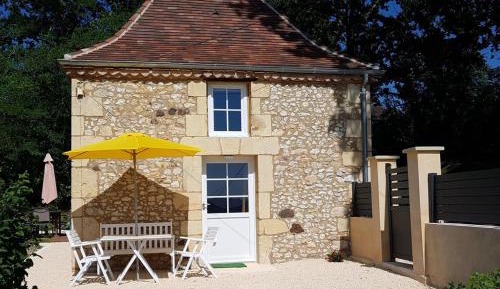 Holiday Home (2 adults)