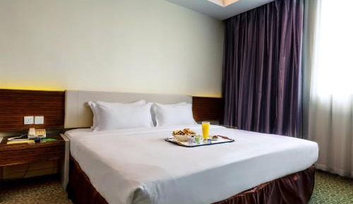 Deluxe King Room