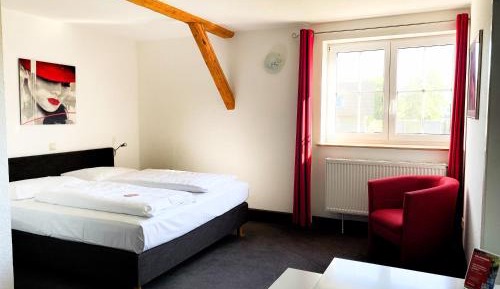 Comfort Triple Room