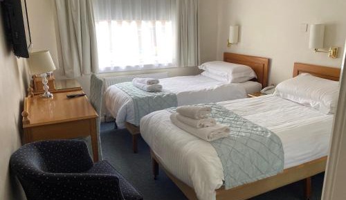 Standard Twin Room