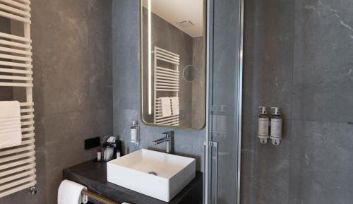 Deluxe Junior Suite