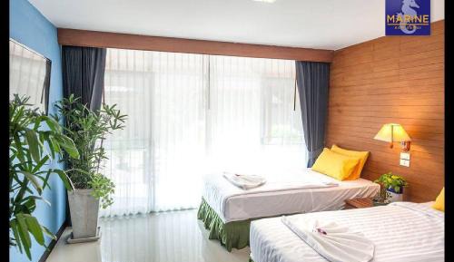 Deluxe Double or Twin Room