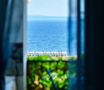 Studio with Sea View