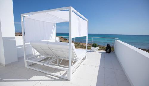 Villa - Beach Front