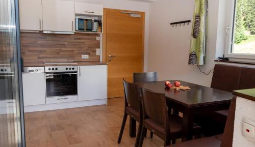 Apartment (3 Adults)