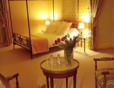 Queen Room with Garden View