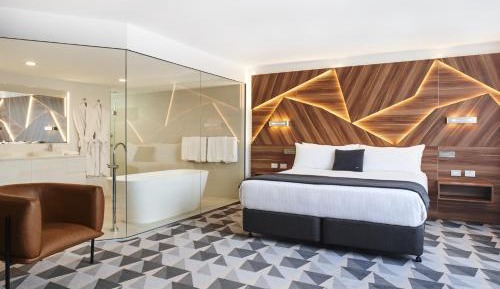 Premium King Room