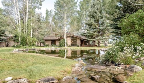 Two Bedroom Holiday Home