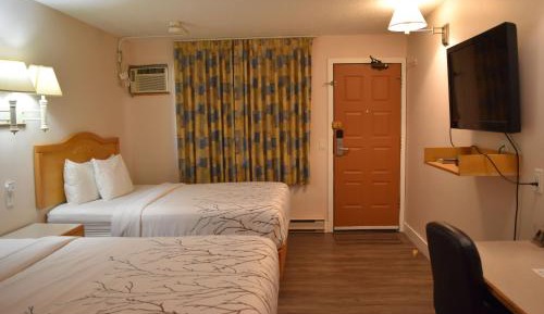 Queen Room with Two Queen Beds