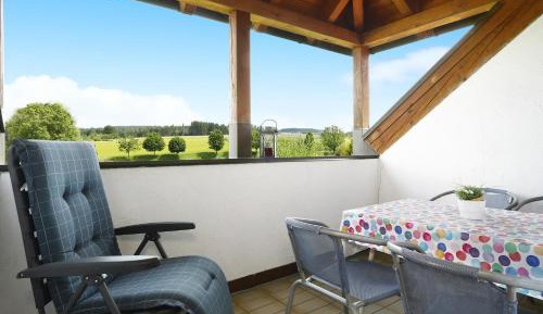 Superior One-Bedroom Apartment with Balcony