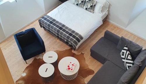 Apartment with Balcony