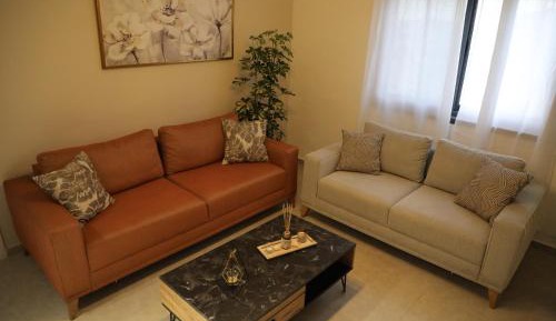 Apartment with Garden View
