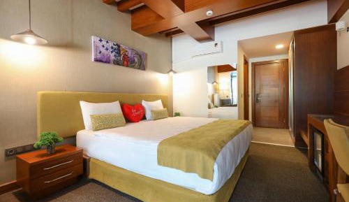 Suite with Spa Bath