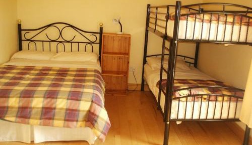 Double or Twin Room with Mountain View