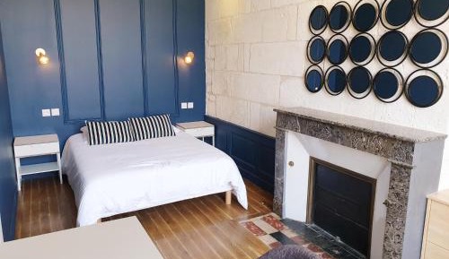 Apartment with Shower