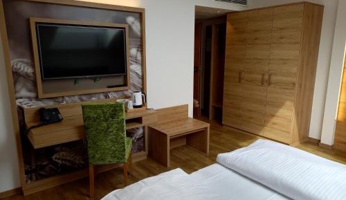 Double or Twin Room without Balcony