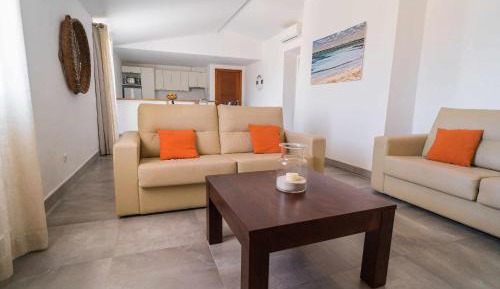 Apartment with Garden View