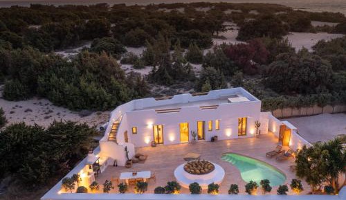 Villa - Beach Front