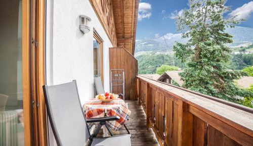 Superior One-Bedroom Apartment with Balcony