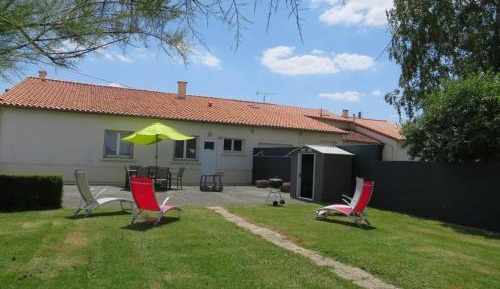 Holiday Home (6 Adults)