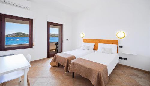 Quadruple Room with Sea View