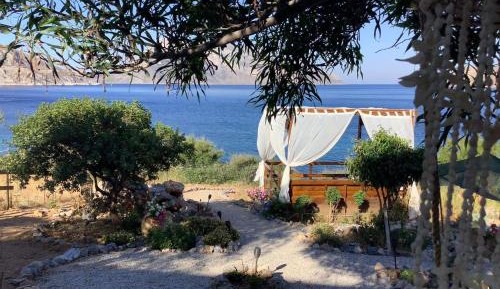 Studio Apartment with Sea View