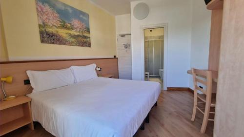 Economy Double or Twin Room