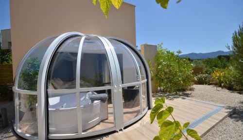 Junior Suite with Garden View