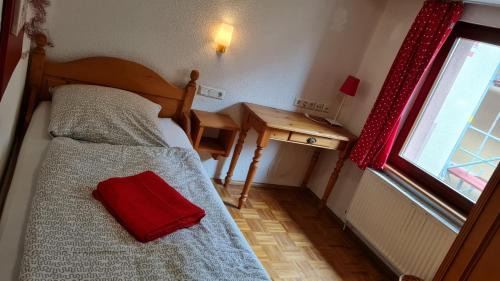 Single Room with Private Bathroom