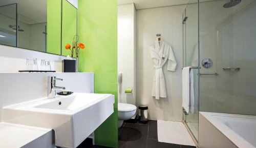 Junior King Suite with City View