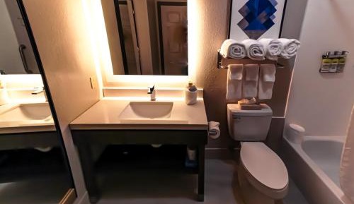 Studio Suite with Two Double Beds