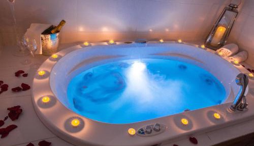 Suite with Spa Bath