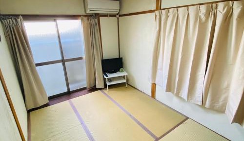 Economy Twin Room
