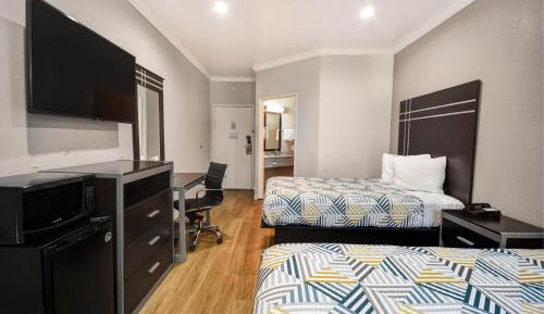 Deluxe Room with Two Full Bed - Smoking
