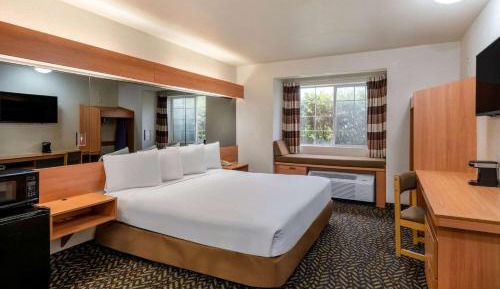Standard King Room - Disability Access/Non-Smoking