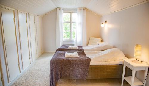 Villa with Garden View