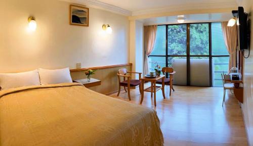 Double Room with Mountain View