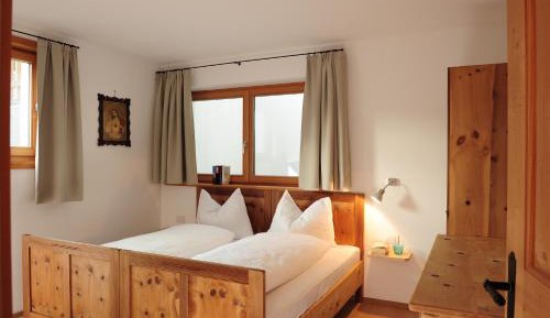 One-Bedroom Apartment with Garden - 4, Hocheckstraße - Almrausch 1
