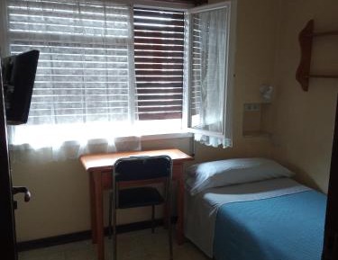 Single Room with Private Bathroom