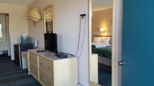 Classic Quadruple Room