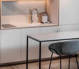 Studio with Balcony and Sea View - Contemporary Building