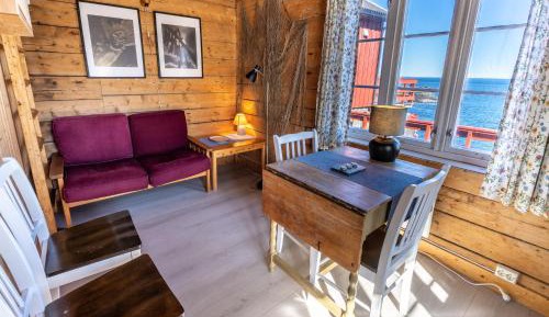 Sea View One-Bedroom Cottage