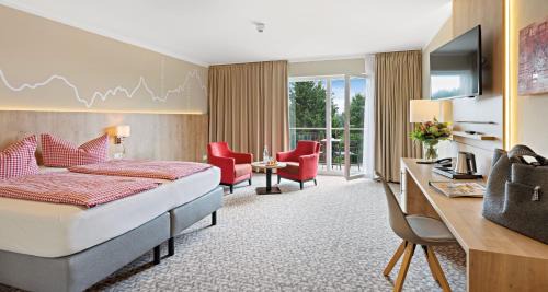 Deluxe Double Room with Balcony - Hotel